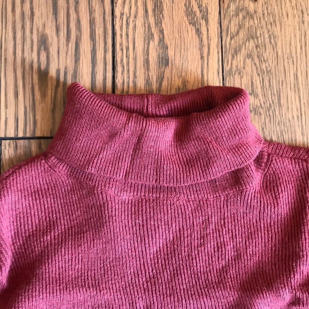 Kendal and Kylie turtleneck sweater